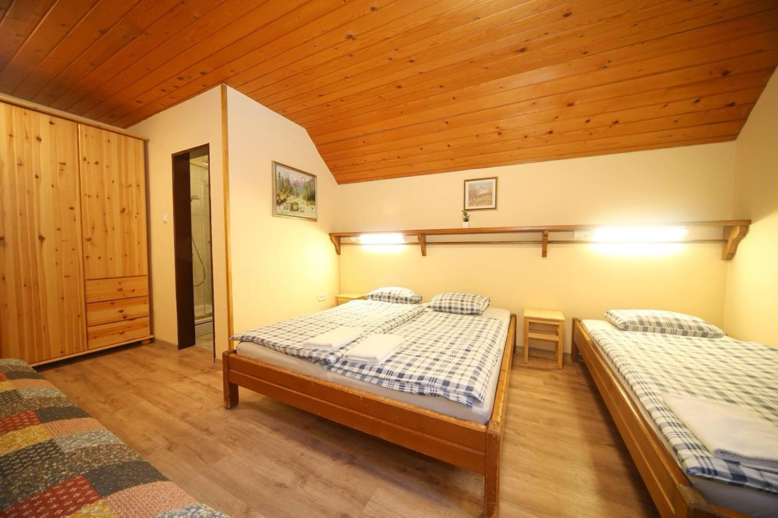 Hotel Planinska Koca Na Gozdu Kranjska Gora Exterior foto