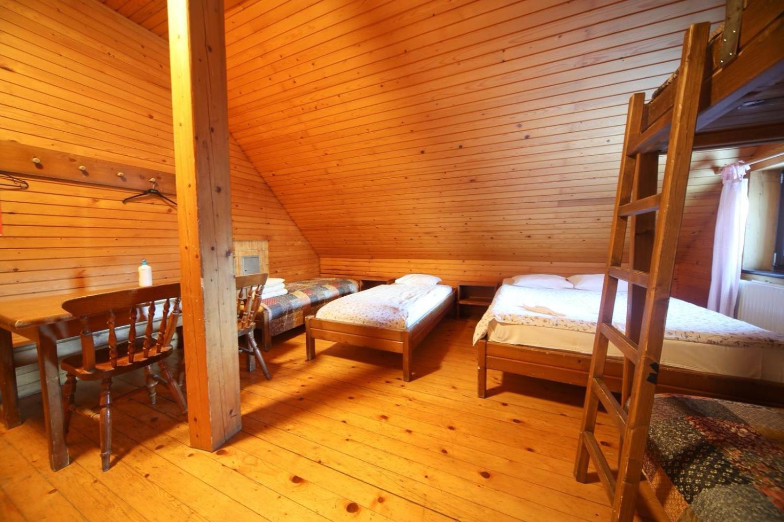 Hotel Planinska Koca Na Gozdu Kranjska Gora Exterior foto