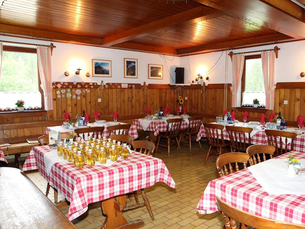 Hotel Planinska Koca Na Gozdu Kranjska Gora Exterior foto