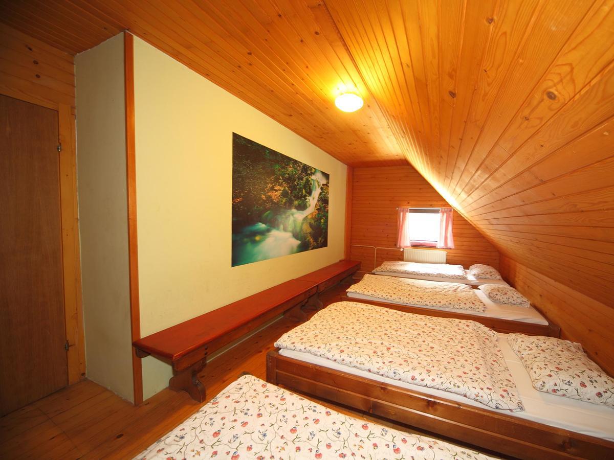 Hotel Planinska Koca Na Gozdu Kranjska Gora Exterior foto